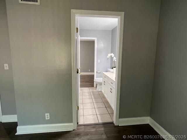 Building Photo - 2163 Madeira Dr