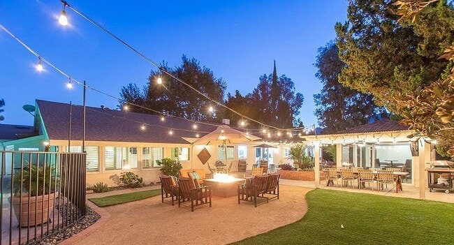 Building Photo - 22243 W Craggy View St