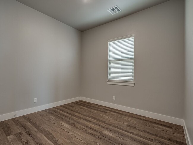 Building Photo - Beautiful New Construction Home in Edmond/Oklahoma City