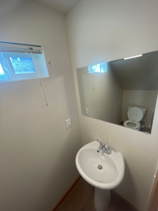 Building Photo - 524/530 Harrison St. -