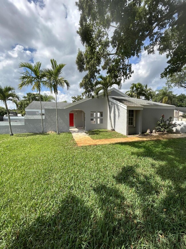 Building Photo - 15389 SW 153rd St