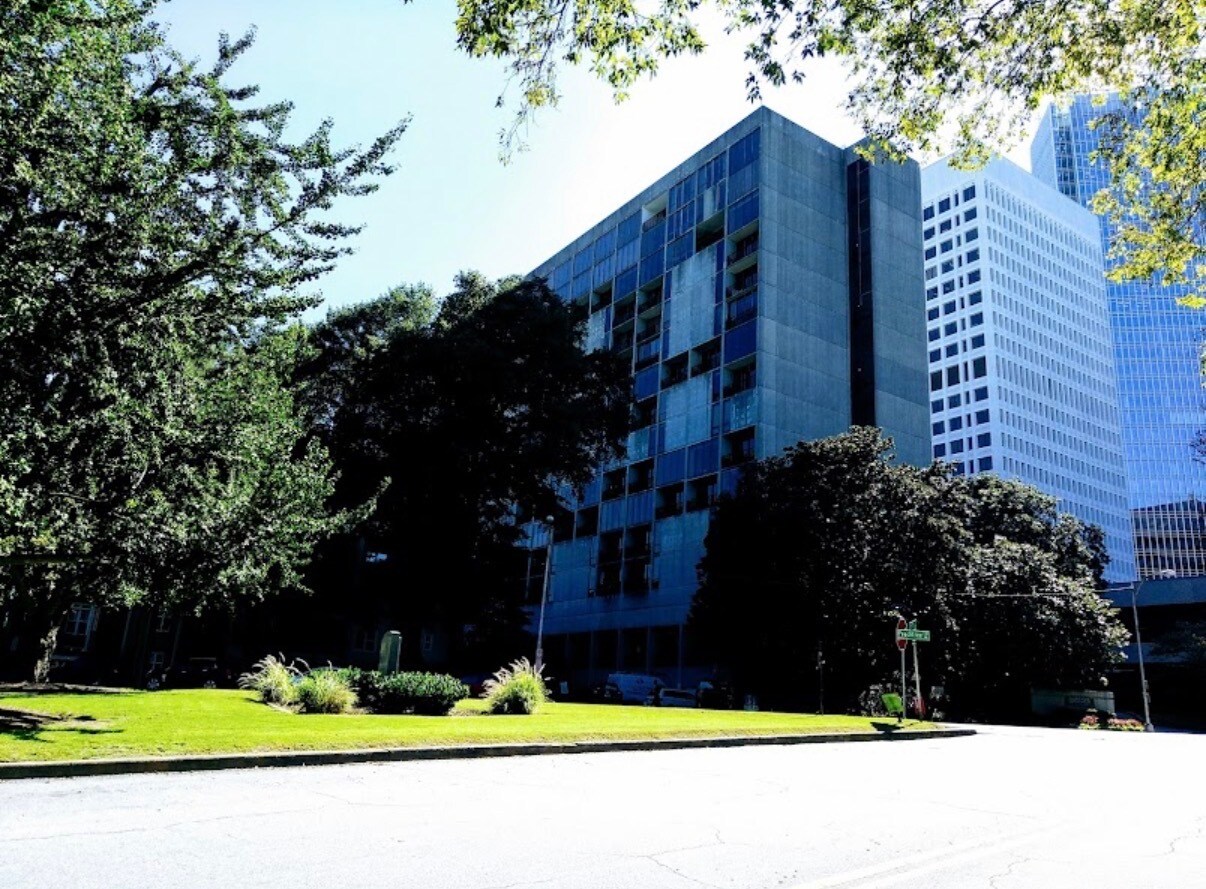 Building Photo - 145 15th St NE