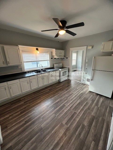 Building Photo - 3303 Jackson St