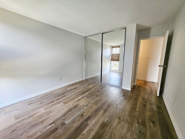 Building Photo - Condo Unit Available