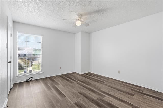 Building Photo - 2710 Wimbledon Ct