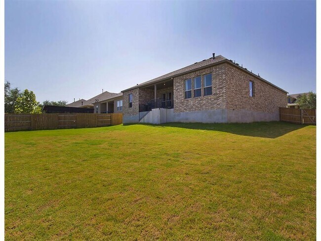 Building Photo - 15800 Dink Pearson Ln