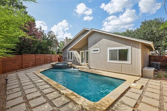 Building Photo - 4713 Trail Crest Cir