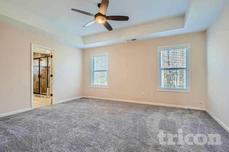 Building Photo - 922 Ashton Park Dr SW