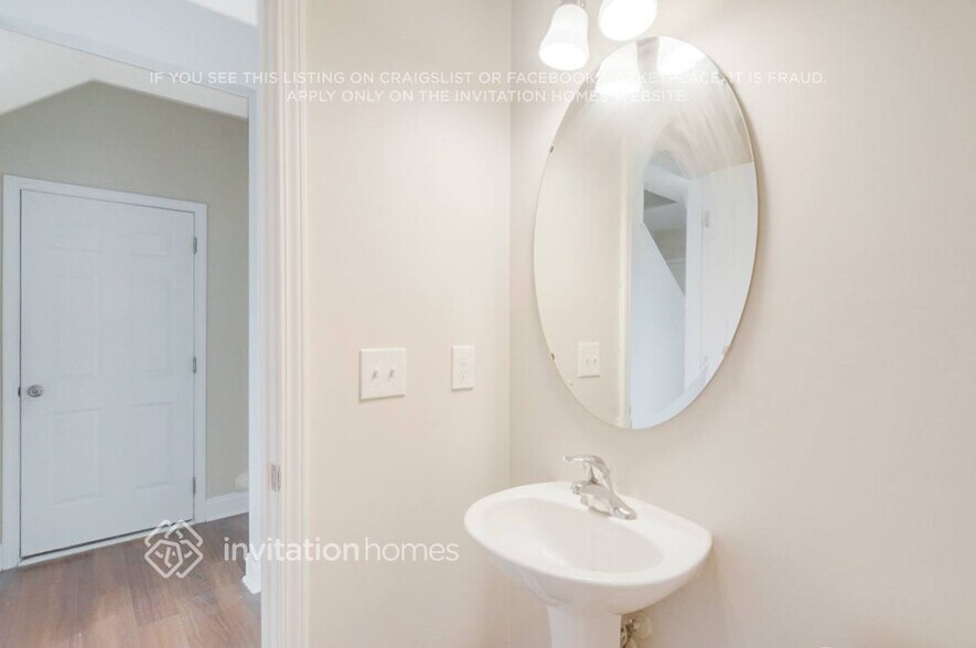 Building Photo - 2709 Communion Ct