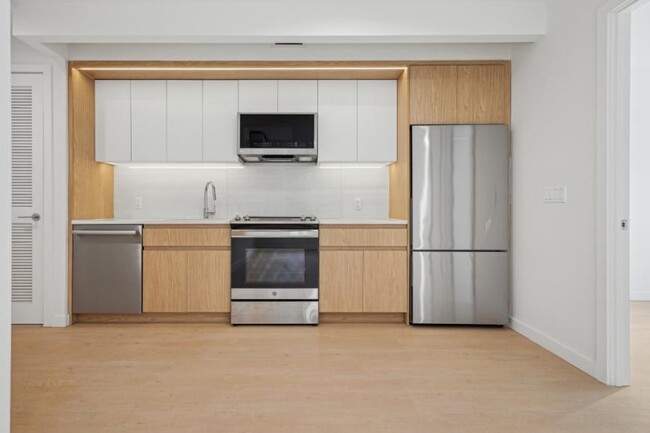 Building Photo - 1 bedroom in BROOKLYN NY 11205
