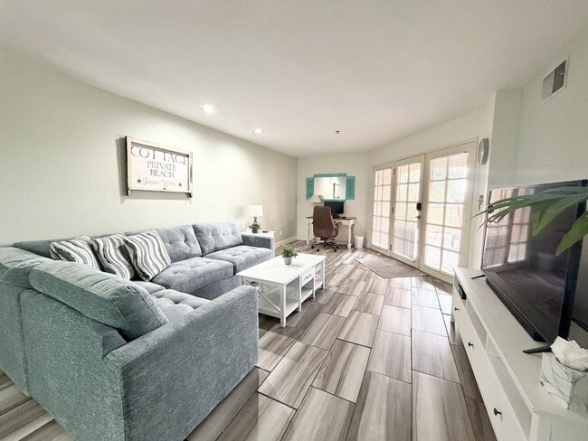 Building Photo - AVAILABLE NOW!! Charming FURNITURE OPTIONAL 1 Bed/2 Bath In Palm Springs Deauville Community!!