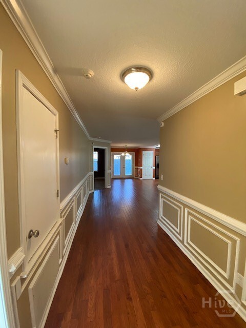 Building Photo - 21 Allen Brook Dr