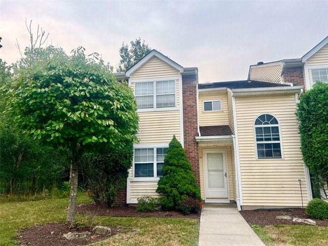 Primary Photo - 50 Brick Pond Rd