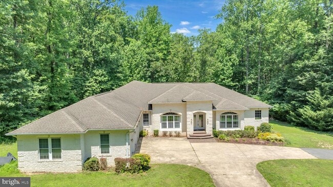 Building Photo - 13716 Molly Berry Rd