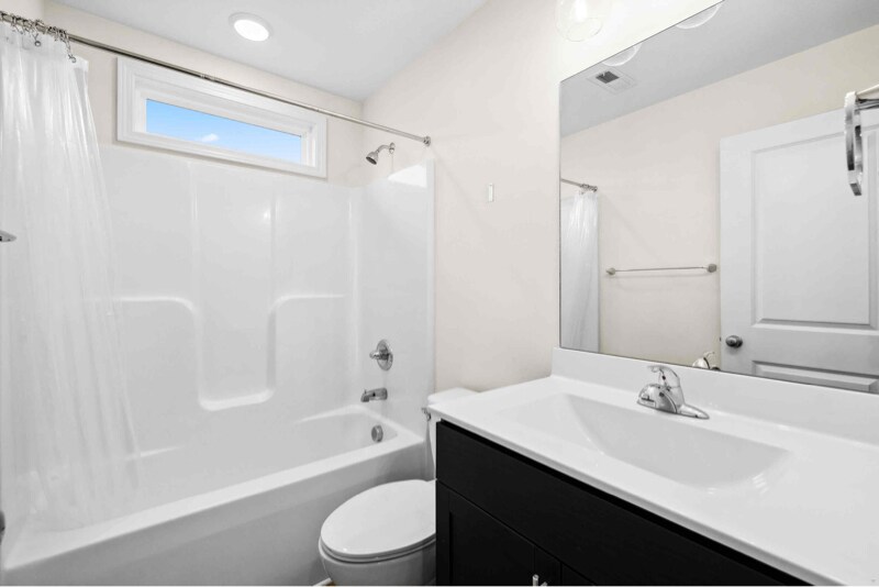 Building Photo - 5009 Spring Creek Rd