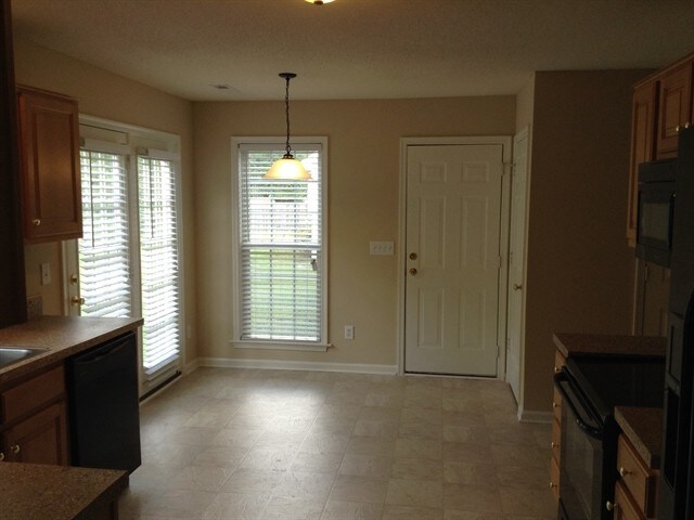 Building Photo - 5419 Bradburn Dr