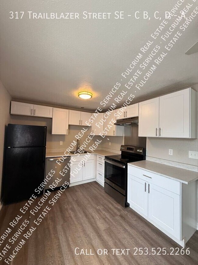 Building Photo - 317 Trailblazer St SE