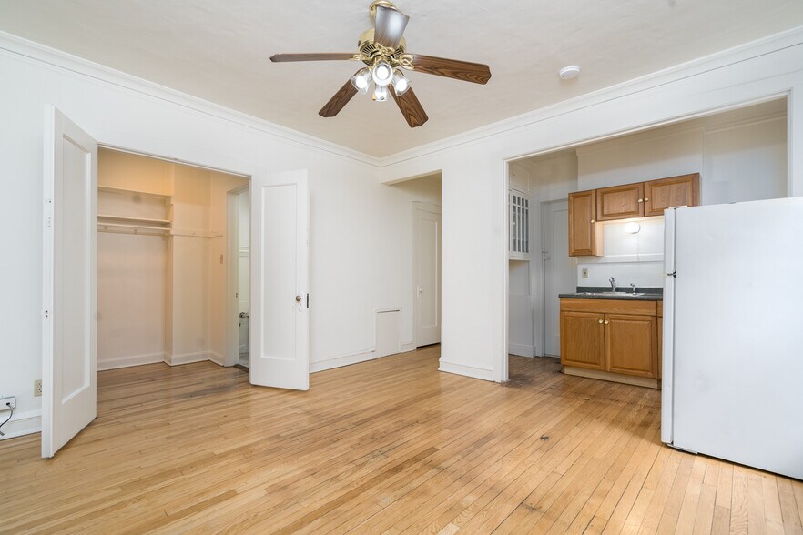 Primary Photo - Ivanhoe