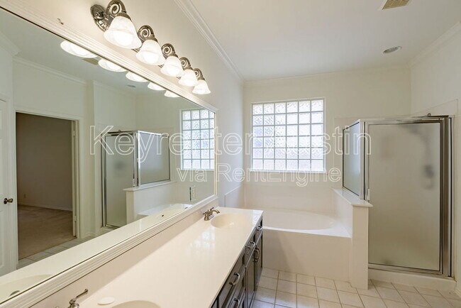 Building Photo - 4108 Sun Spirit Dr