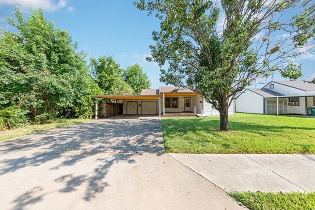 Building Photo - 913 Willow St