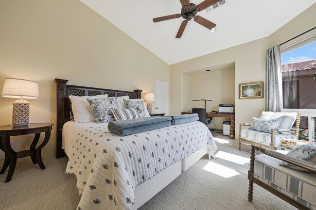 Building Photo - 78825 Vía Ventana