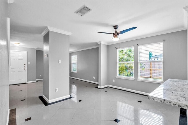 Building Photo - 7927 Summerfern Ct