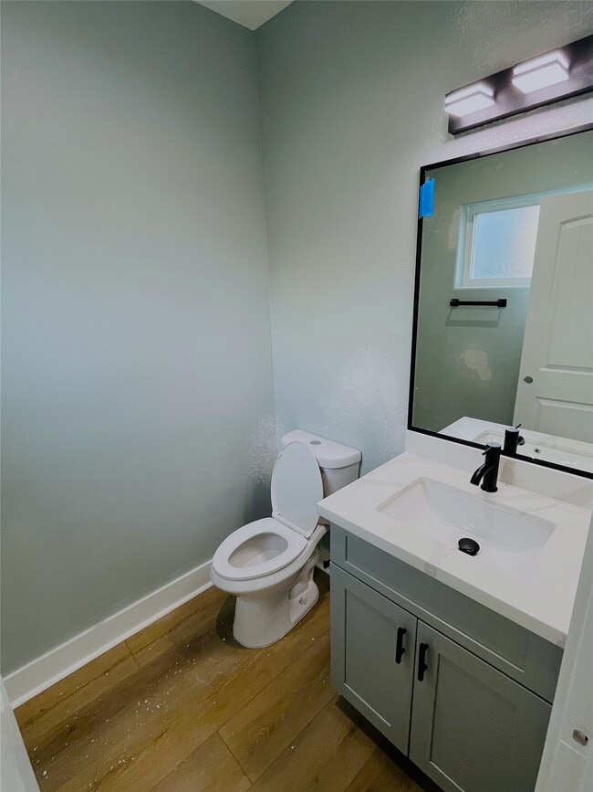 Building Photo - 3802 Yale St