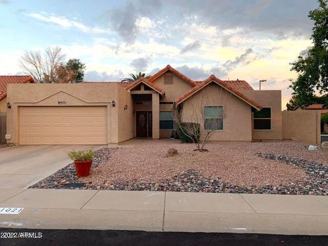 Primary Photo - 11021 E Poinsettia Dr