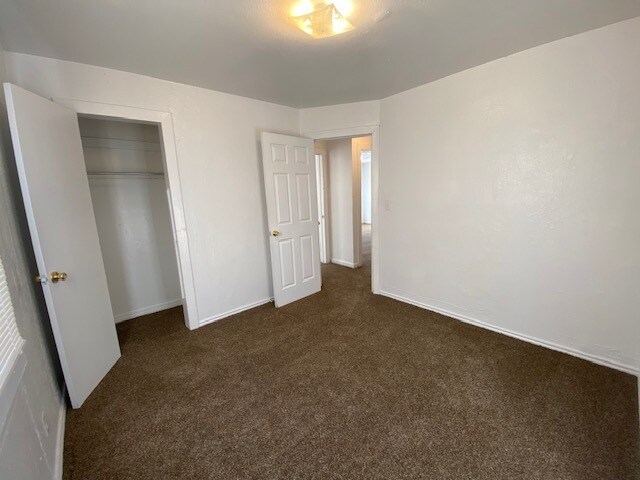 Building Photo - 2927 SW 21st St