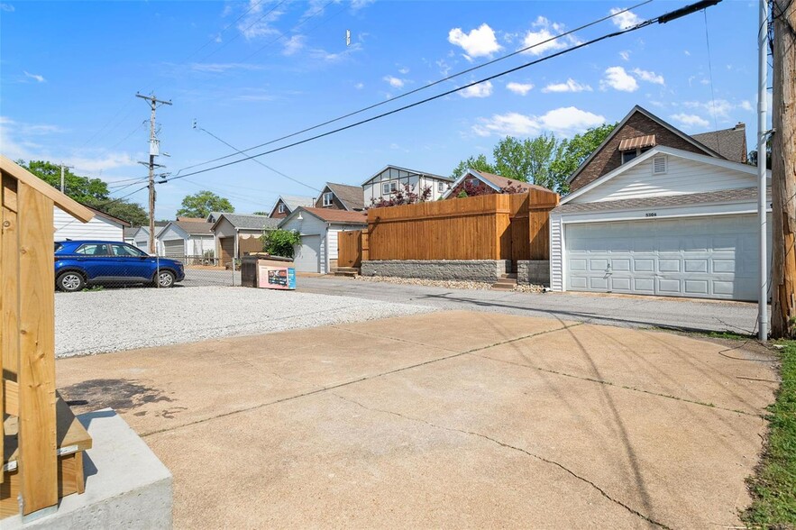 Building Photo - 5303 Bancroft Ave