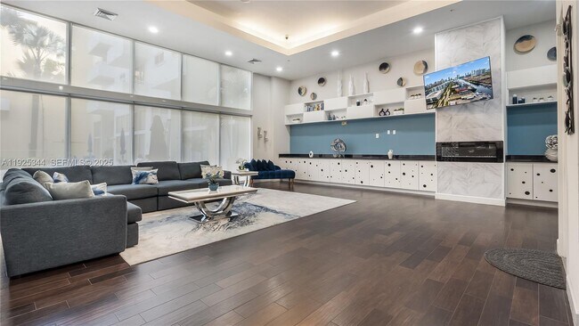 Building Photo - 18800 NE 29th Ave