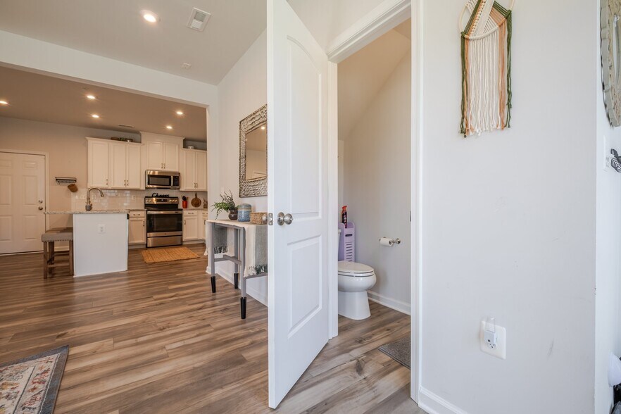 Building Photo - 4635 Wistar Creek Dr