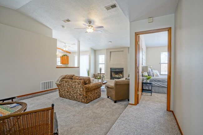 Building Photo - 5609 Wingate Ave NW