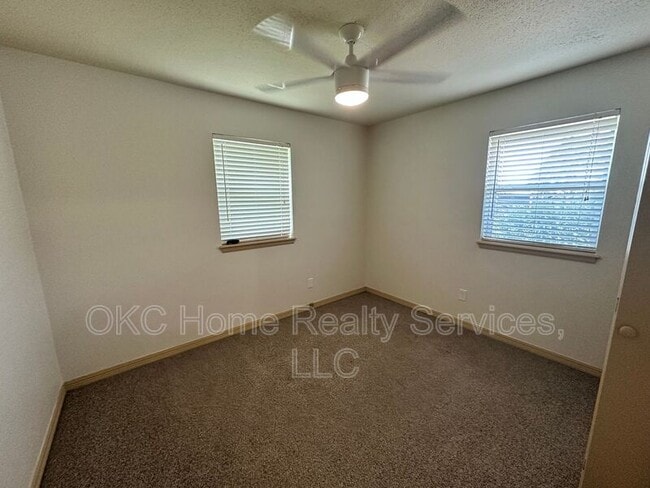 Building Photo - 2809 SW 77th St