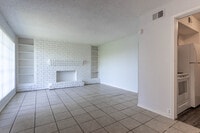 Interior Photo - Fair Oaks Apartments