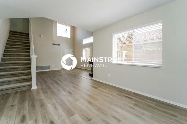 Building Photo - 3 Bedroom Pet-Friendly Home in Tucson, AZ with Main Street Renewal