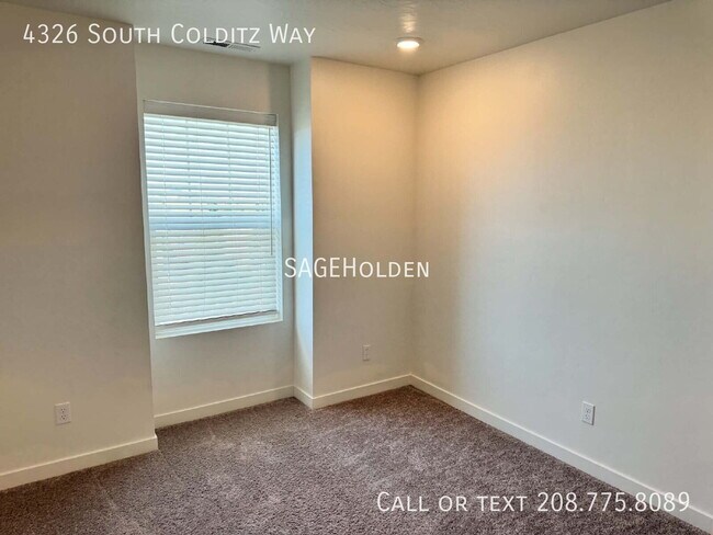Building Photo - 4326 S Colditz Wy