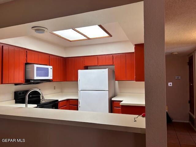 Building Photo - 730 N Resler Dr