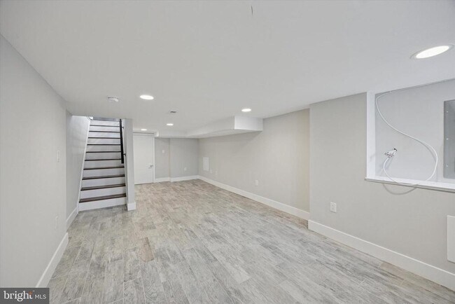 Building Photo - 2222 Wharton St