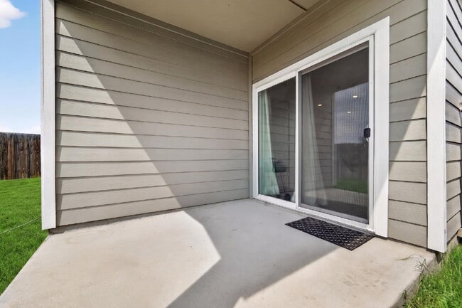Building Photo - 12866 Cygnus