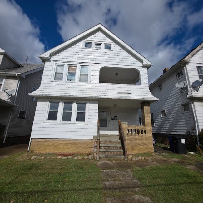 Primary Photo - 11304 Thrush Ave