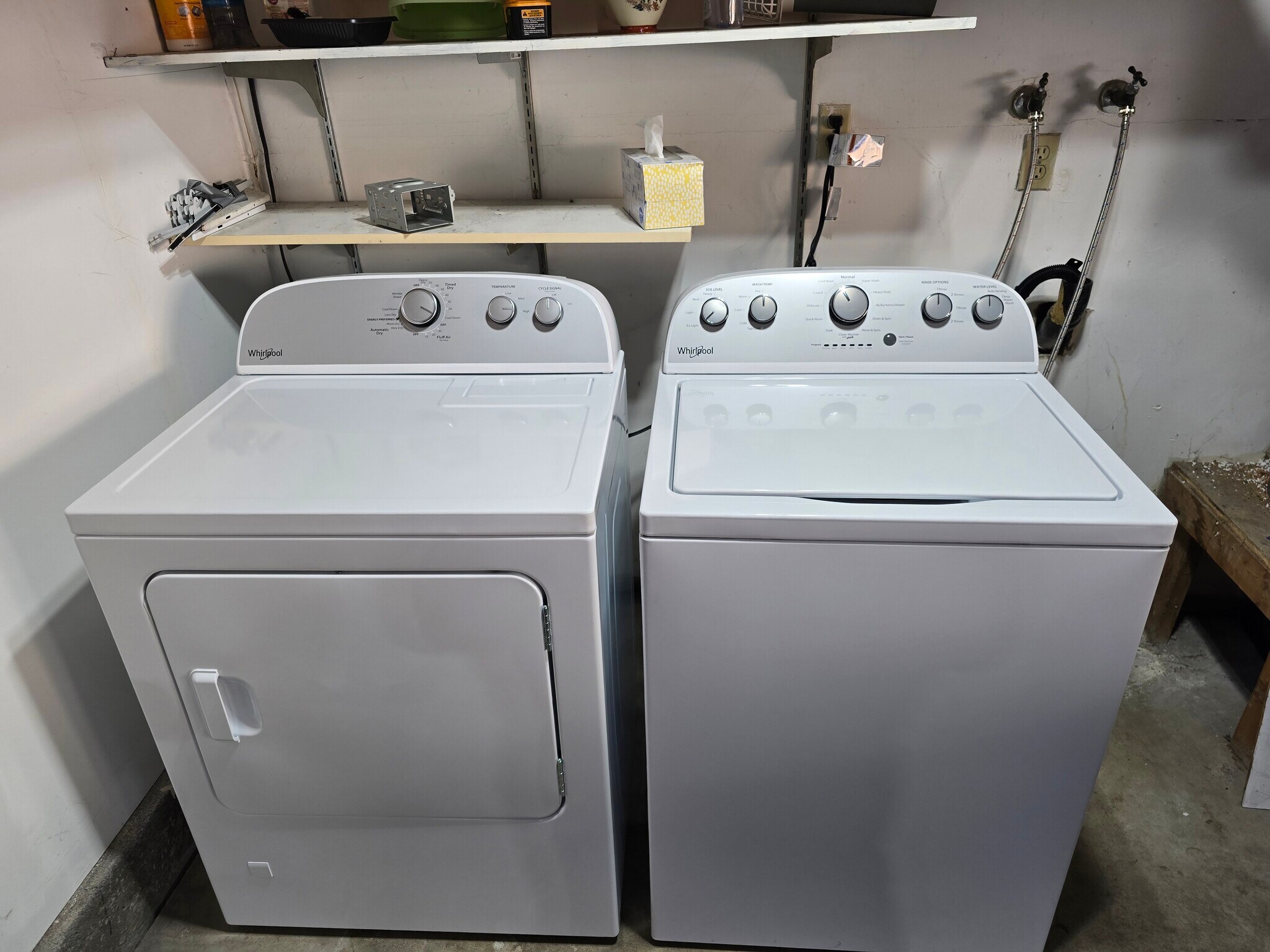 Building Photo - 2260 Meadowgate Way