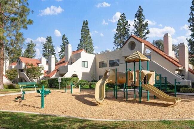 Building Photo - 11820-11820 Caminito Ronaldo