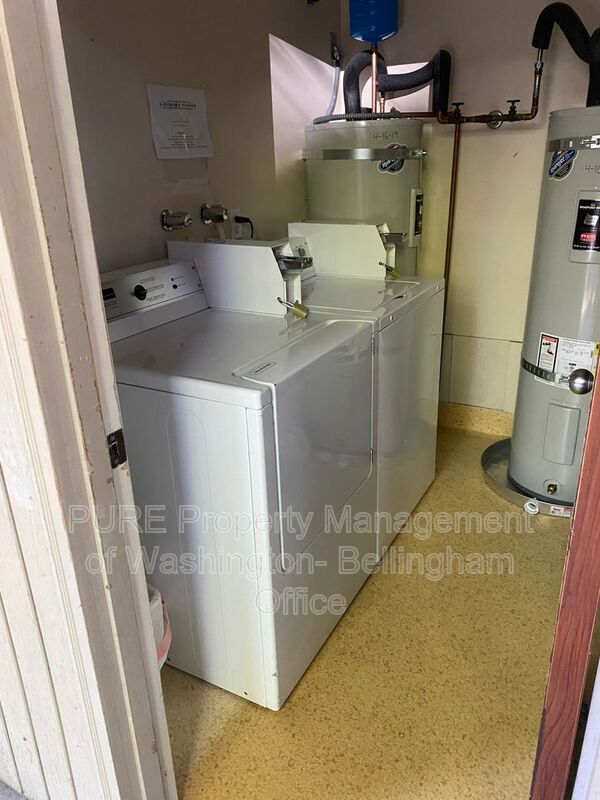 Building Photo - 625 N Garden St