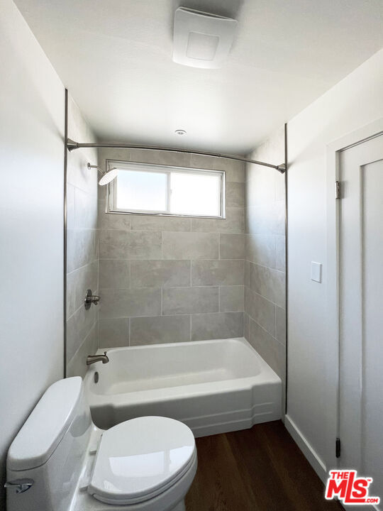 Building Photo - 1427 9th St