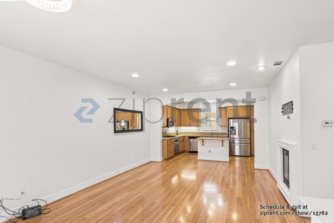 Building Photo - 4 Muller Pl