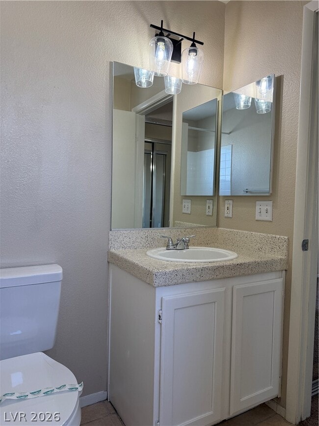 Building Photo - 7100 W Pirates Cove Rd