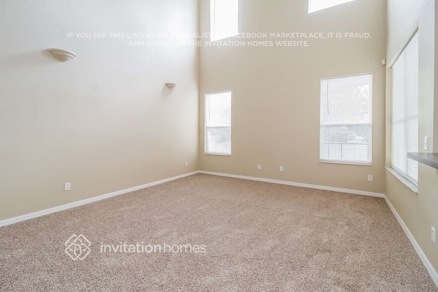 Building Photo - 150 Summit Ash Way