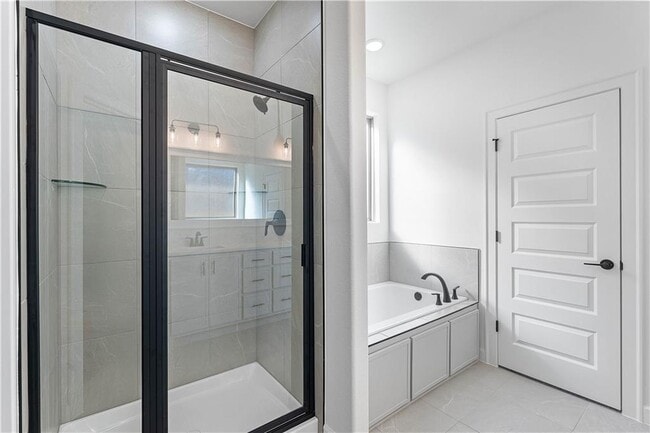 Building Photo - 1910 Farmer St