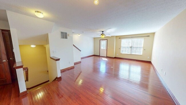 Building Photo - 5930 Winberry Creek Dr